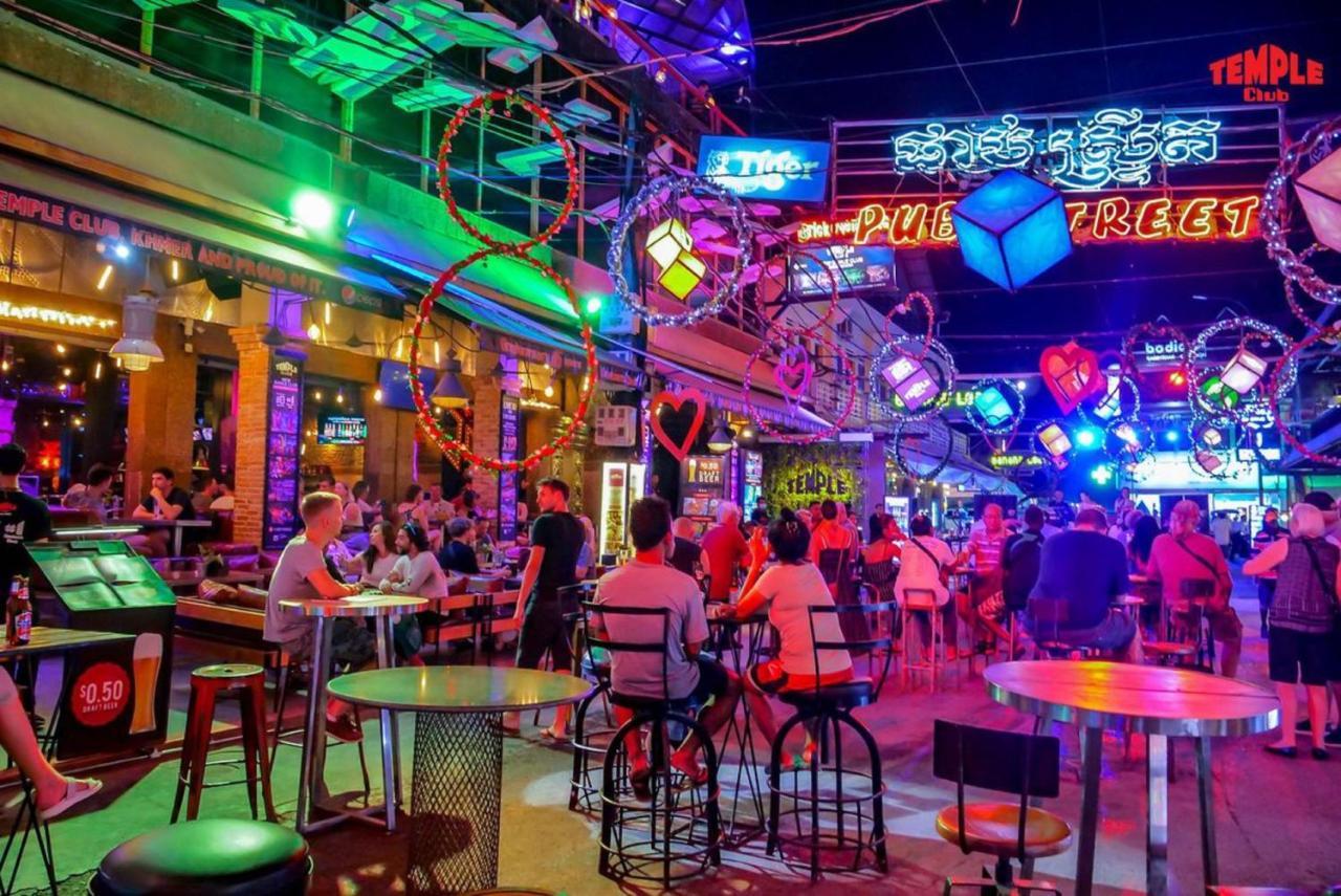 Darling Pub Hostel Siem Reap Extérieur photo