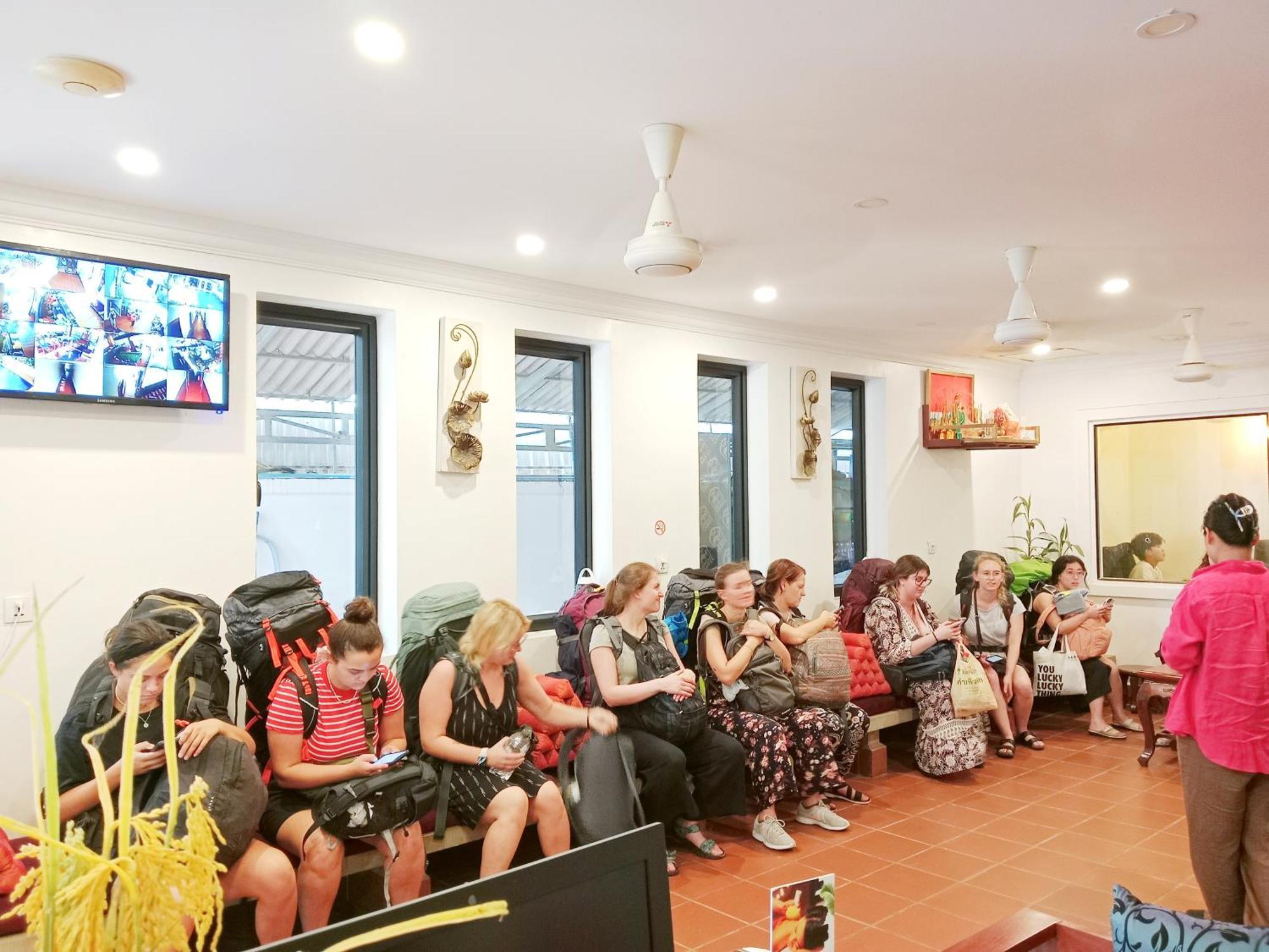 Darling Pub Hostel Siem Reap Extérieur photo